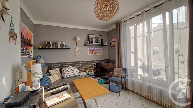 Appartement F2 à vendre - 2 pièces - 39.0 m2 - DRANCY - 93 - ILE-DE-FRANCE - Century 21 Pierrimo